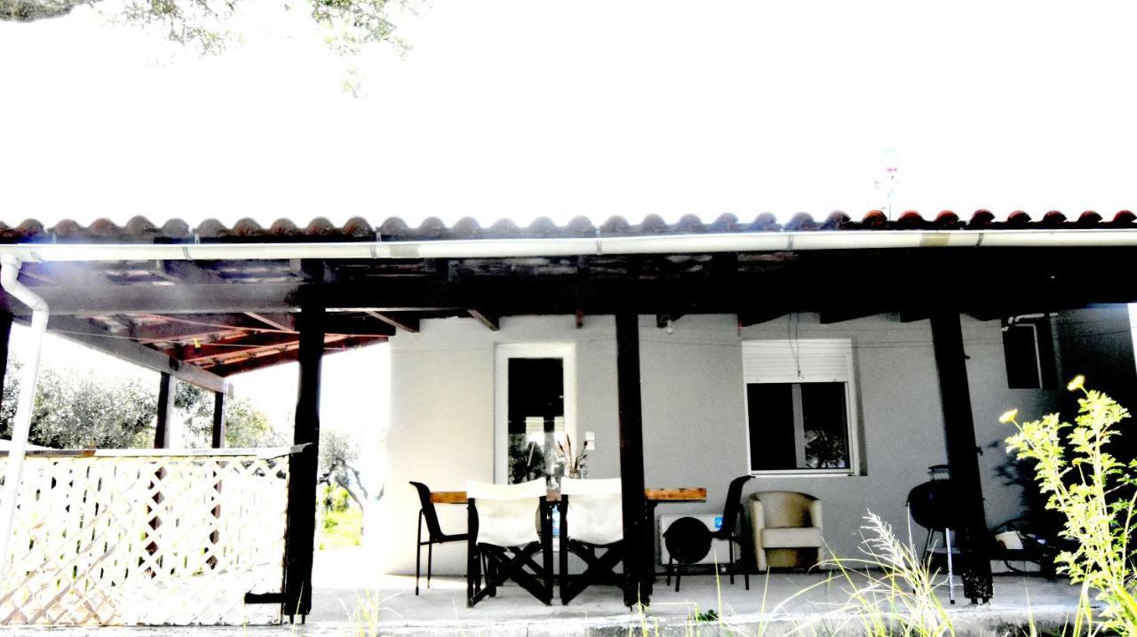 Casa Katina , Villa In Lagana, Agrilia Area Лаганас Екстериор снимка