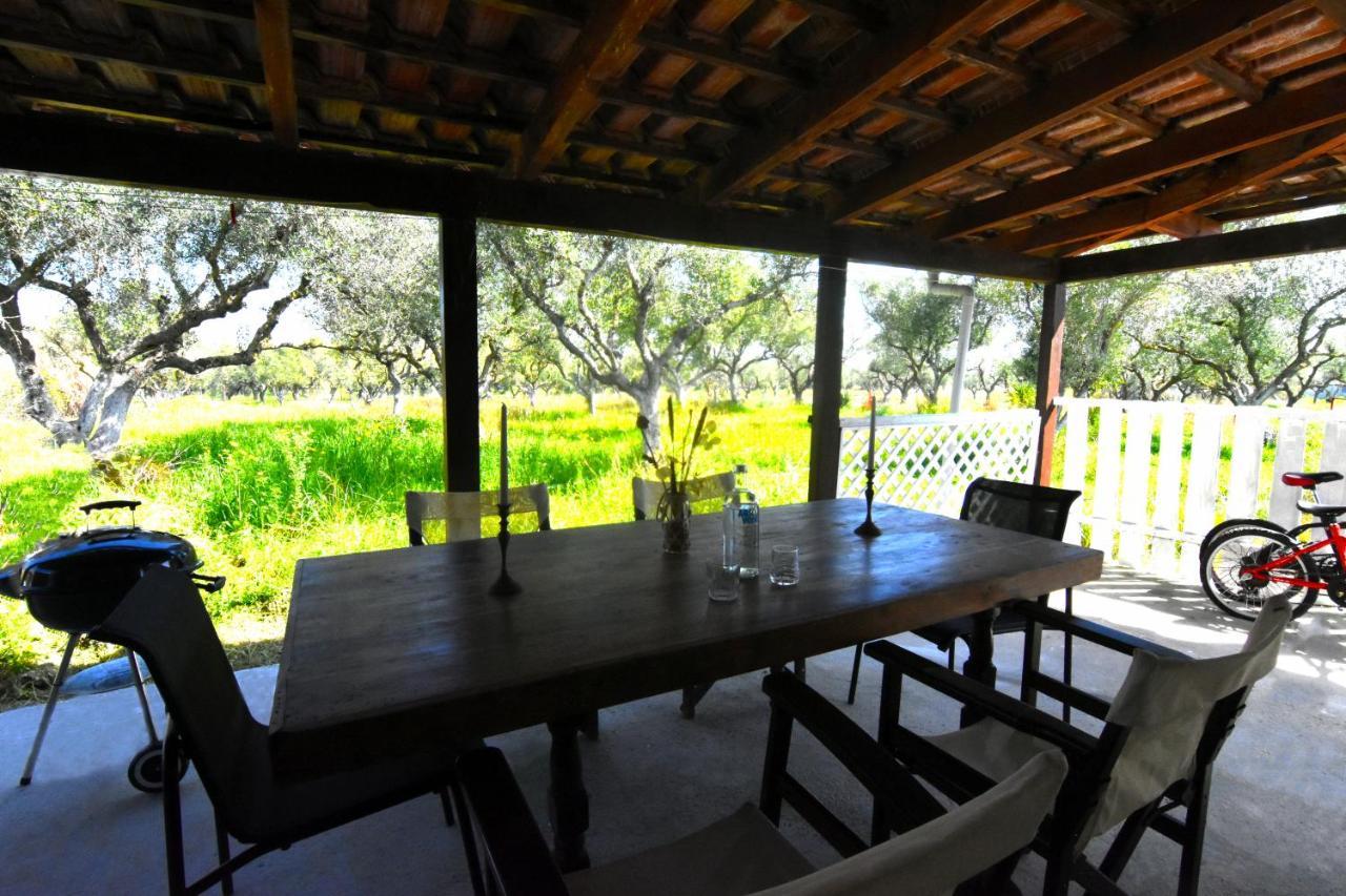 Casa Katina , Villa In Lagana, Agrilia Area Лаганас Екстериор снимка