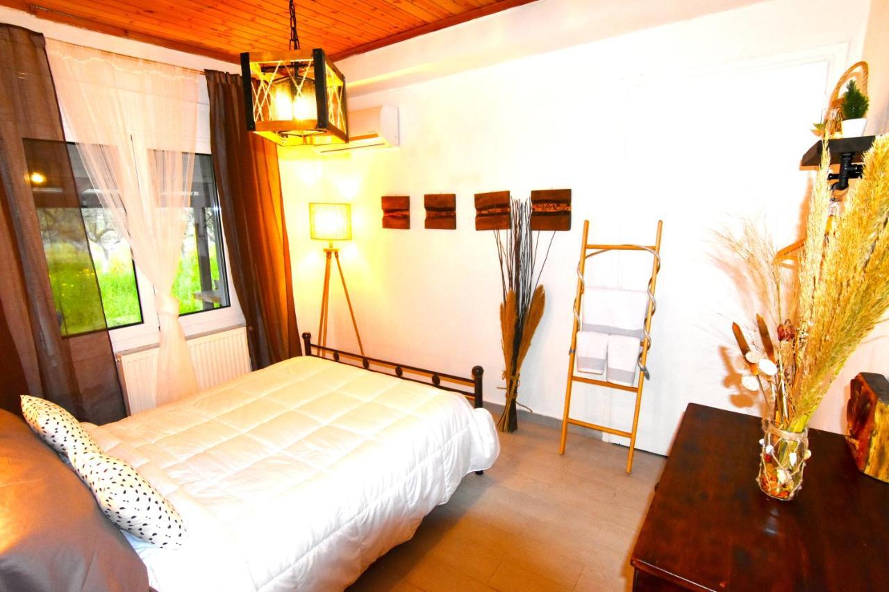 Casa Katina , Villa In Lagana, Agrilia Area Лаганас Екстериор снимка