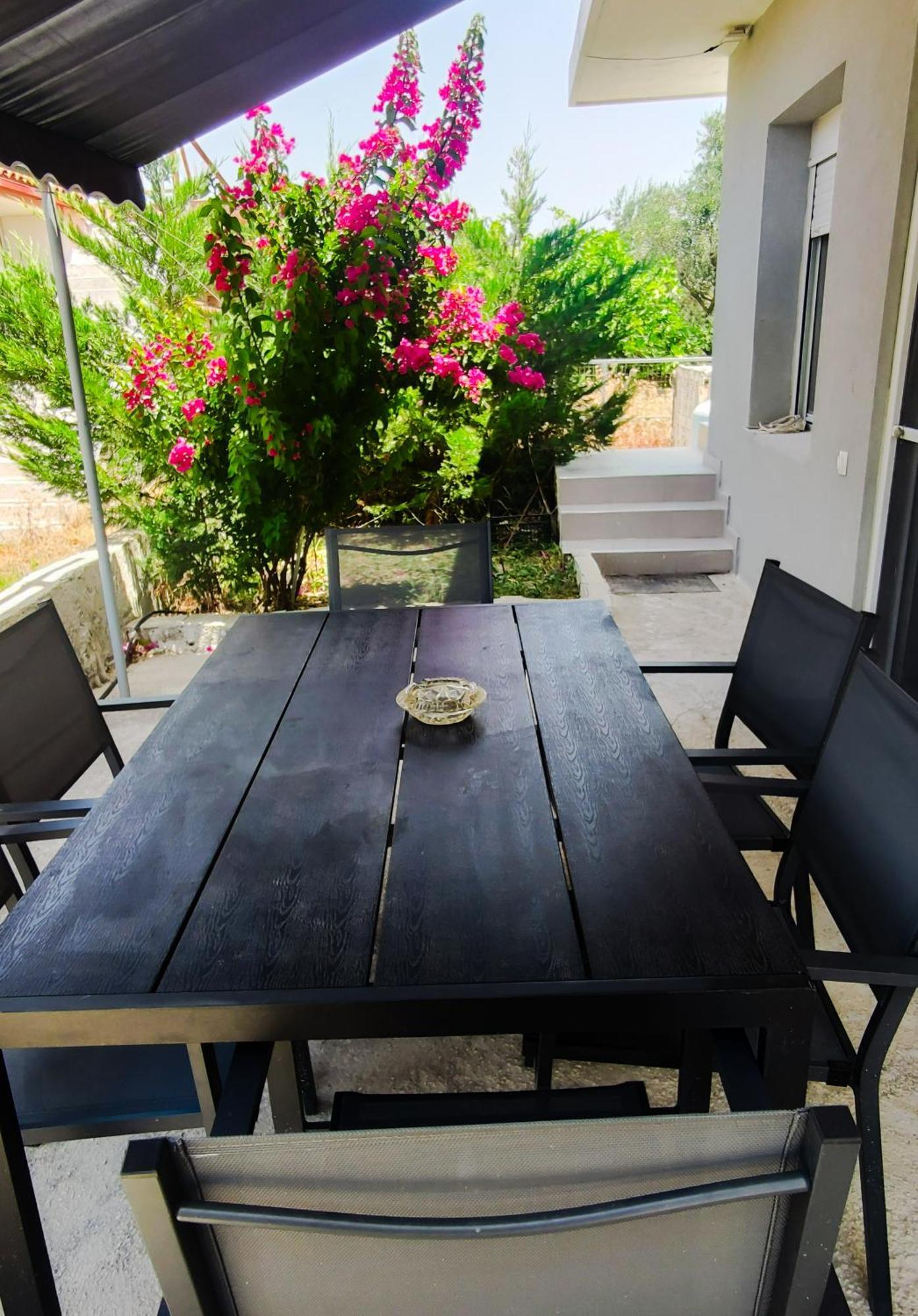 Casa Katina , Villa In Lagana, Agrilia Area Лаганас Екстериор снимка